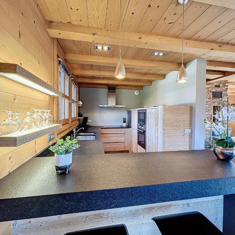 Superbe chalet au calme avec jardin, garage et Wifi - Chalet 3 Chambres - 7