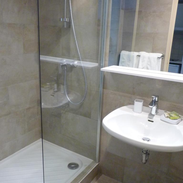Residence Les Sellettes - Studette with One Double Bed - 2