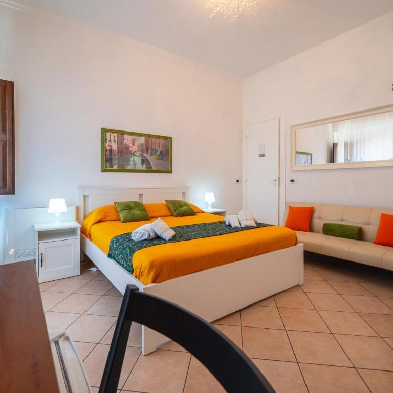 Zanzibar - Charming Rooms and Apartments - Camera Matrimoniale con Bagno Privato Esterno - 17