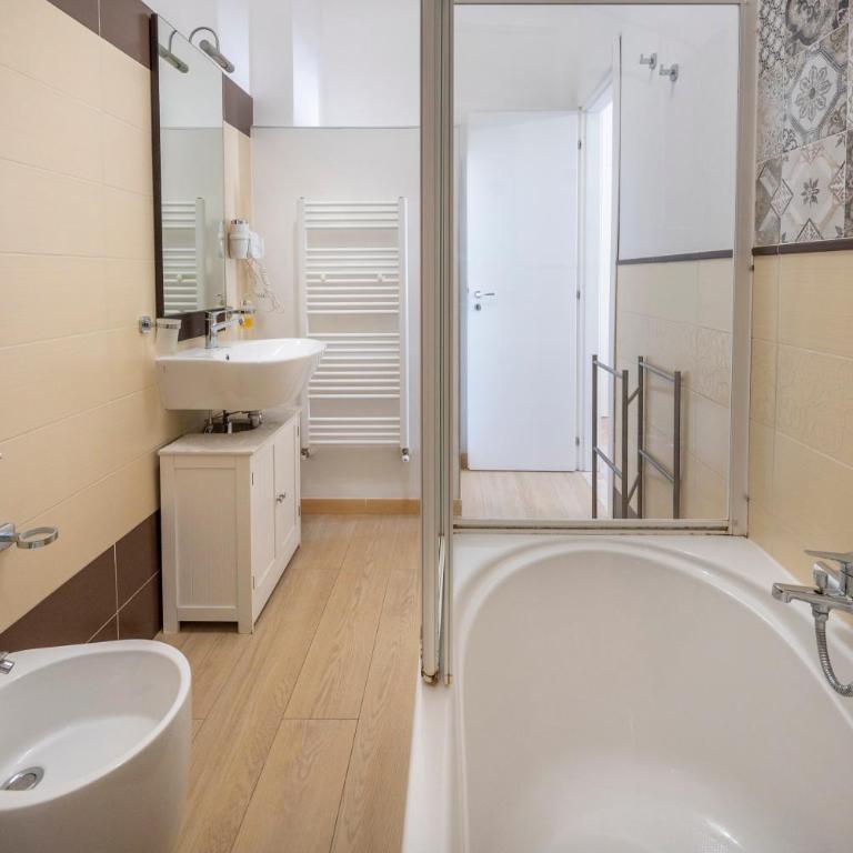 Zanzibar - Charming Rooms and Apartments - Camera Quadrupla con Bagno Privato - 19