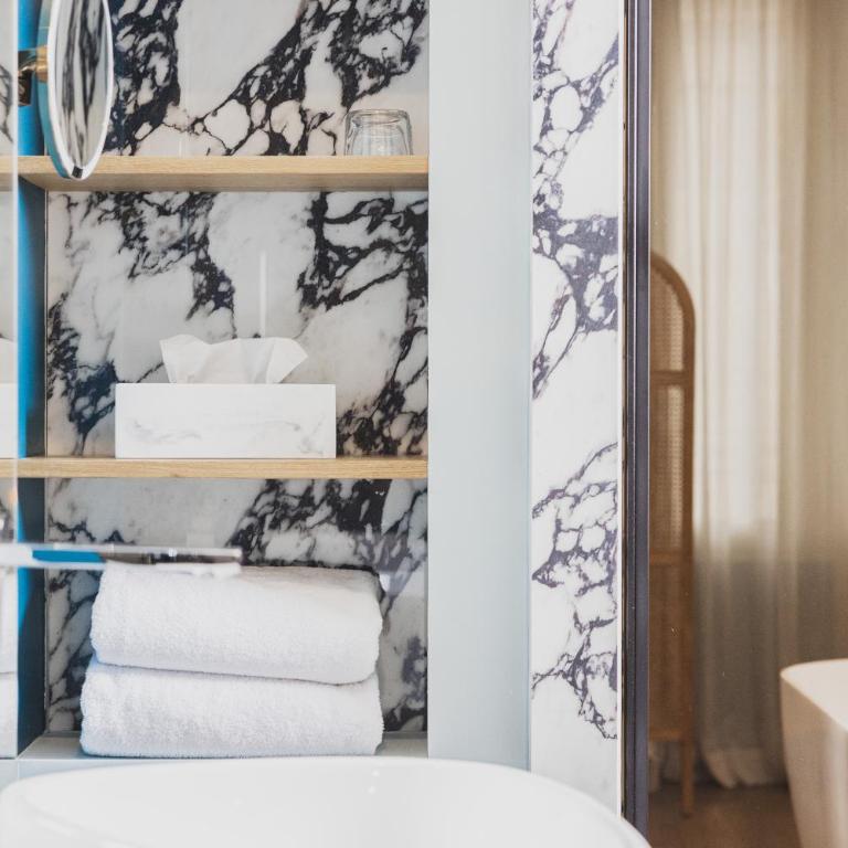 Hôtel Singulier Bordeaux - Boutique Hôtel & Spa Anne Semonin - Suite Junior - 17