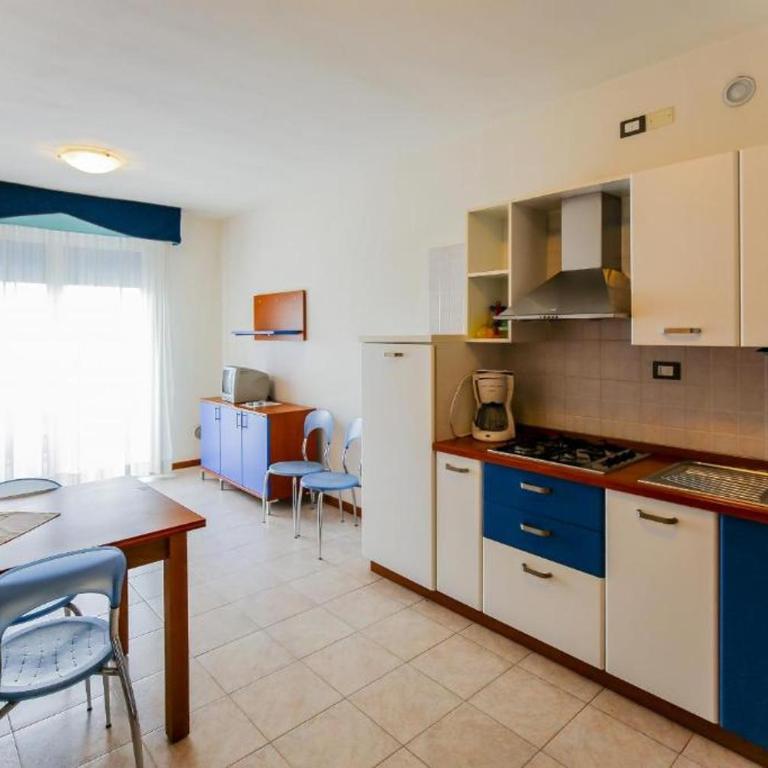 RESIDENCE TAMERICI BILOCALE FRONTE PISCINA - AGENZIA COCAL - Appartamento con Vista Piscina - 9