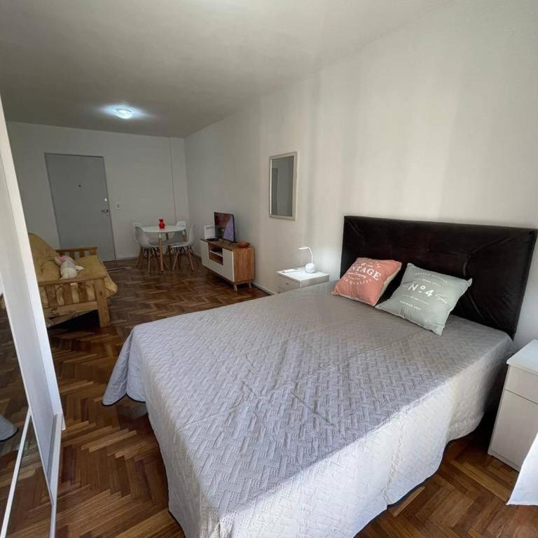 Charming Stay in the Heart of Buenos Aires 2 blocks away from Corrientes Avenue - Apartamento - 9