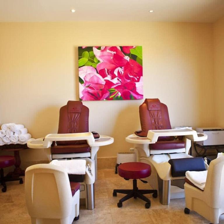 Amazing 3BR Villa Near the Sea in Cabo San Lucas - Villa - 14