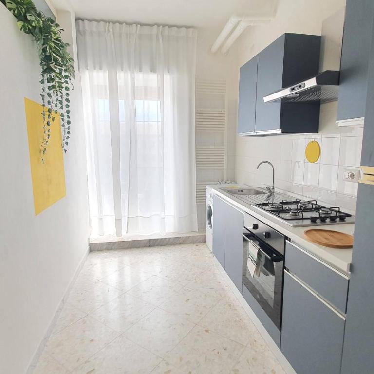 Limited Edition Guesthouse - Quadruple Room with Private Bathroom - 16
