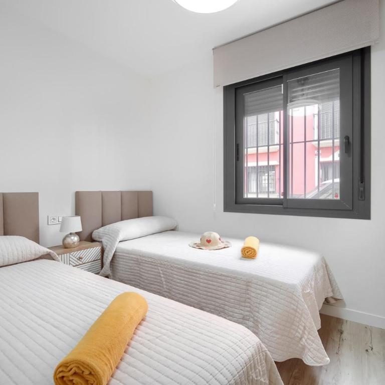 Con encanto y cerca de la playa - Two-Bedroom Apartment - 11