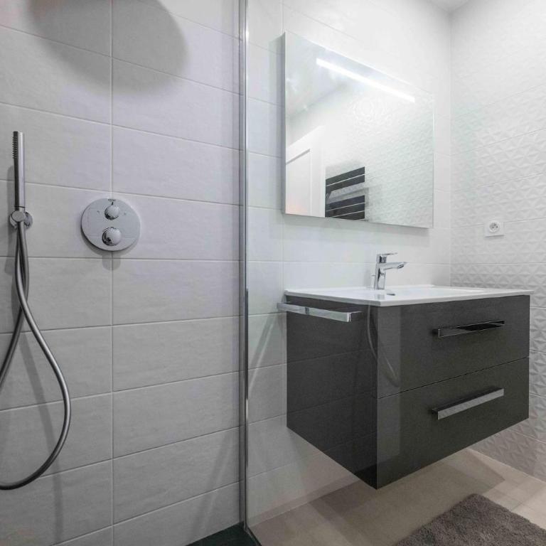 Somptueux appartement 20m plages avec vue mer - Apartamento de 2 dormitorios - 13