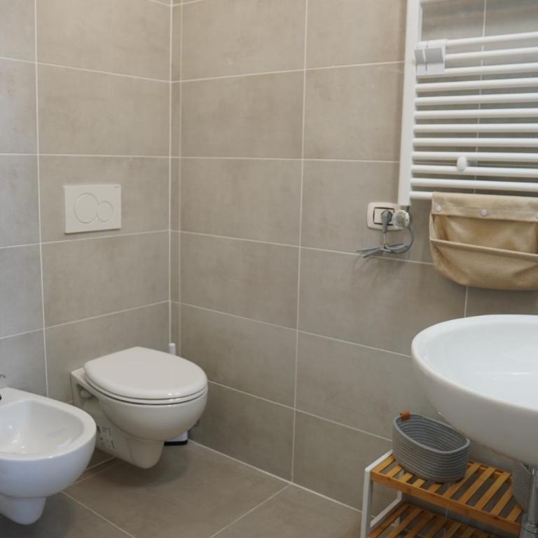 BARI VICA ROOMS - Double Room with Private Bathroom - 2