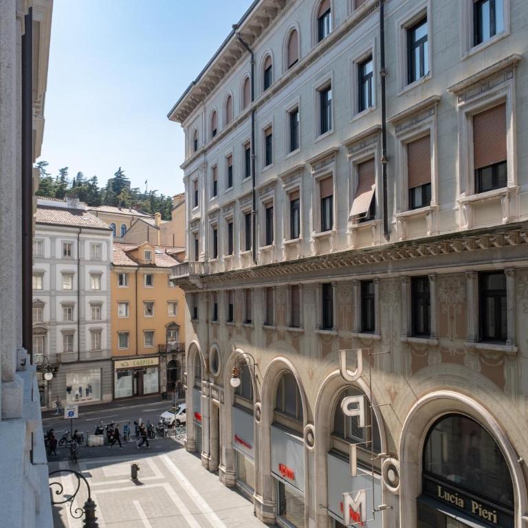 EVE Home Collection - City Center - Suite - 19