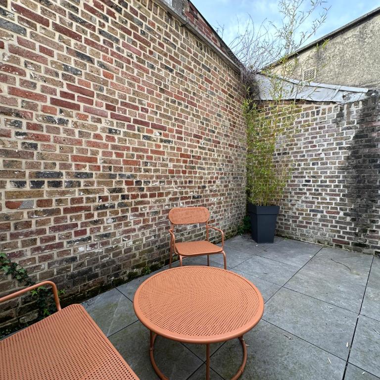 IMMEUBLE ST-PIERRE - GARE 10min - HORTILLONNAGES 5min - WIFI - TV HD - Apartamento con terraza - 8