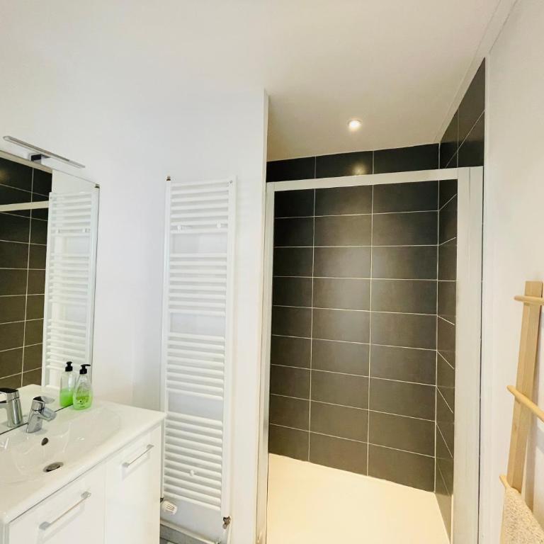 VUE MER INCROYABLE - 3 Chambres - PARKING 2 PLACES - WIFI - Appartement 3 Chambres - 28
