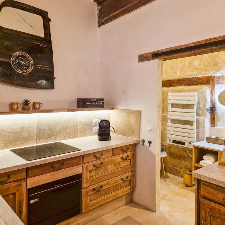 Au Lys rose - One-Bedroom Apartment - 5