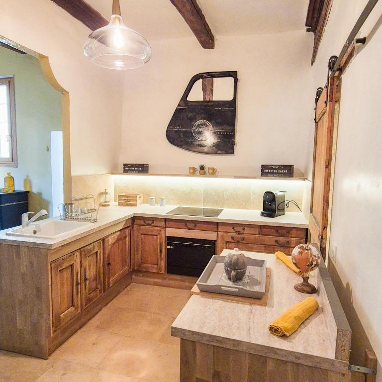Au Lys rose - One-Bedroom Apartment - 4