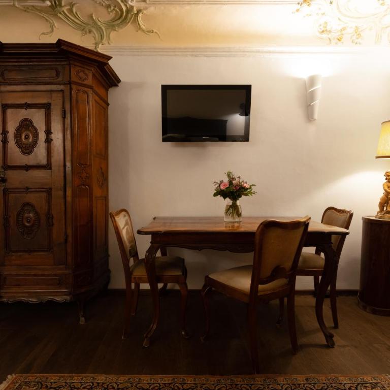 Altstadthotel Kasererbräu - Junior Suite mit Whirlpool - 4