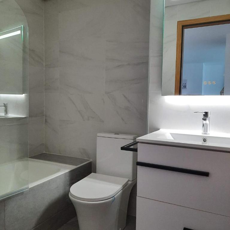 Sea Views Gran Alacant - Two-Bedroom Apartment - 7