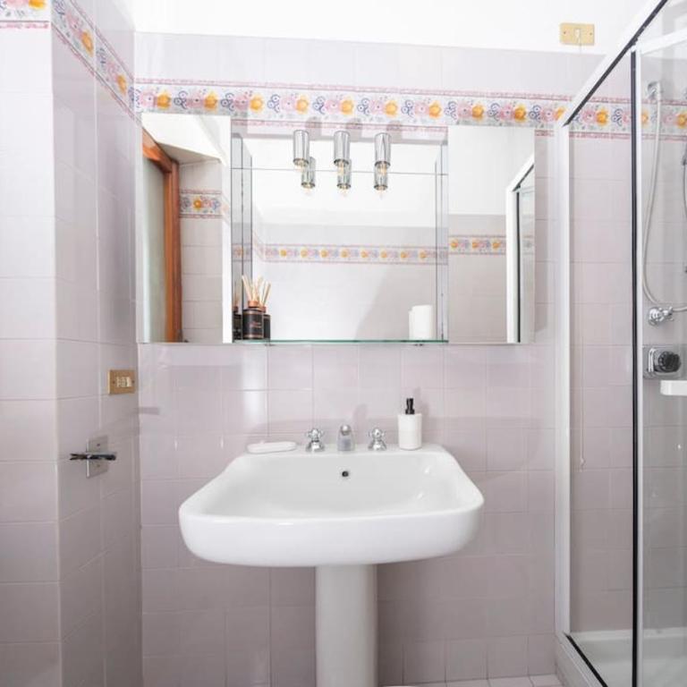[10 min Vaticano] Big home Balduina con piscina - Appartamento con 3 Camere da Letto - 3