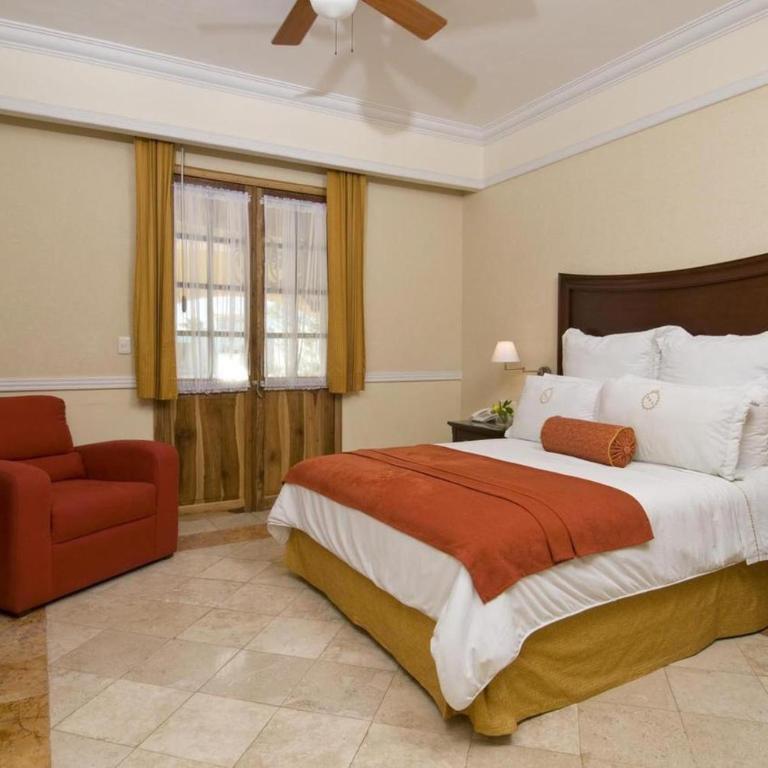 Hacienda Real del Caribe Hotel - Habitación con cama grande - 1