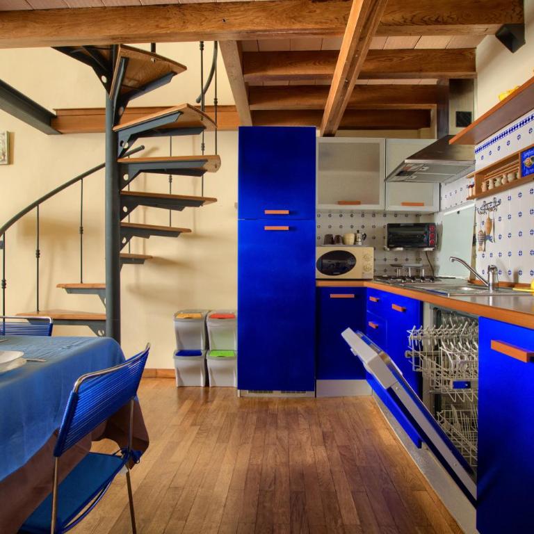 ampio loft con AC, wi-fi e posto biciclette a 50 metri dal mare - Appartamento con 1 Camera da Letto - 6