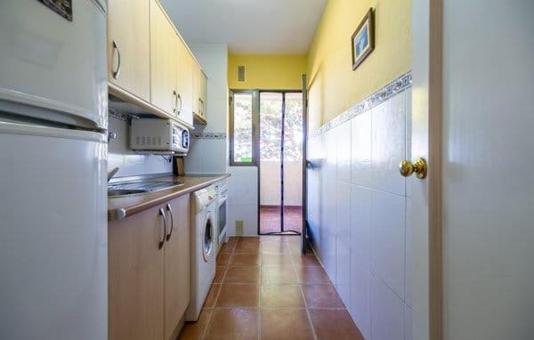 Piso Playa Costabella - Two-Bedroom Apartment - 9