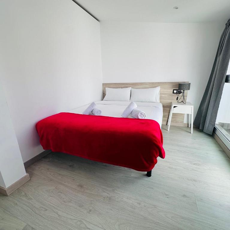 Rainbow Apartments BY BLAUSITGES - Apartamento Ático - 12