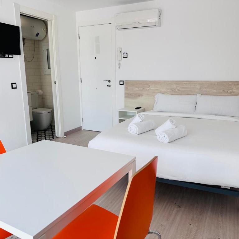 Rainbow Apartments BY BLAUSITGES - Apartamento Estudio con vistas al mar - 5