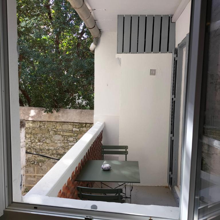Studio balcon, intra muros, climatisé avec Wifi - One-Bedroom Apartment - 16