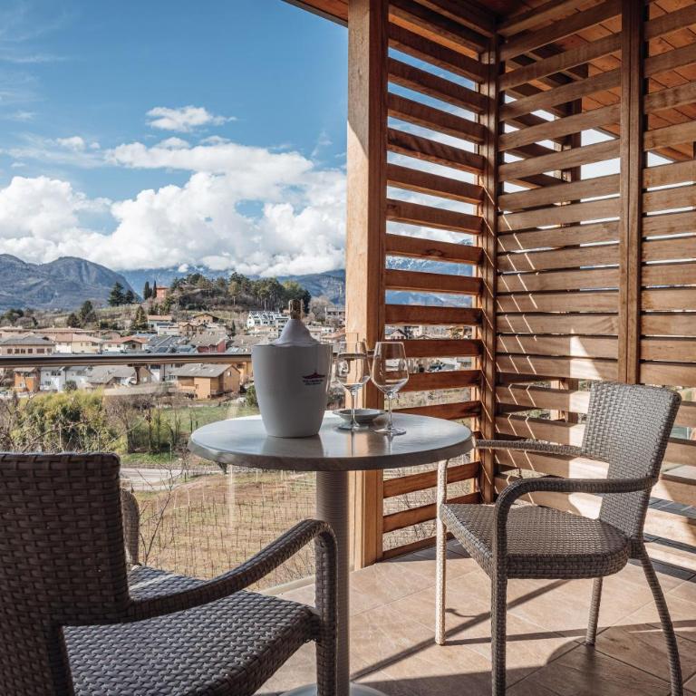 Hotel Villa Madruzzo - Junior Suite con Vasca Idromassaggio - 3