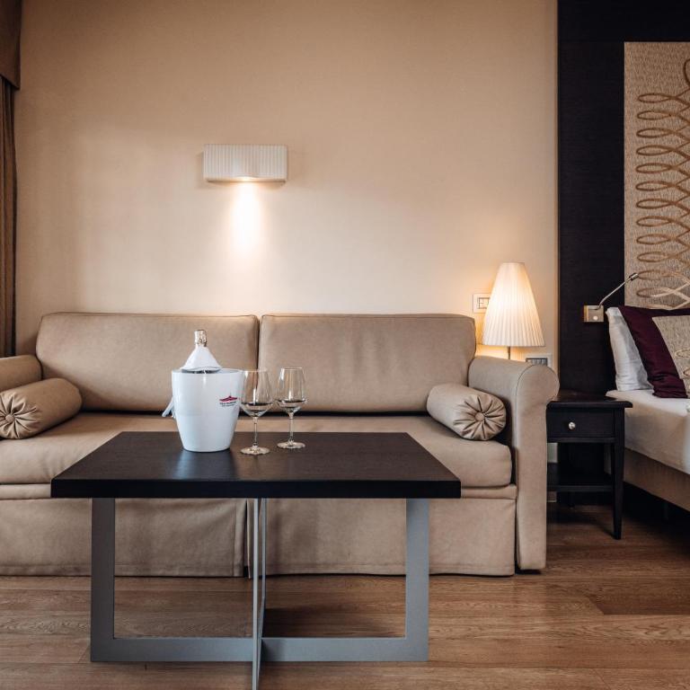 Hotel Villa Madruzzo - Junior Suite con Vasca Idromassaggio - 15