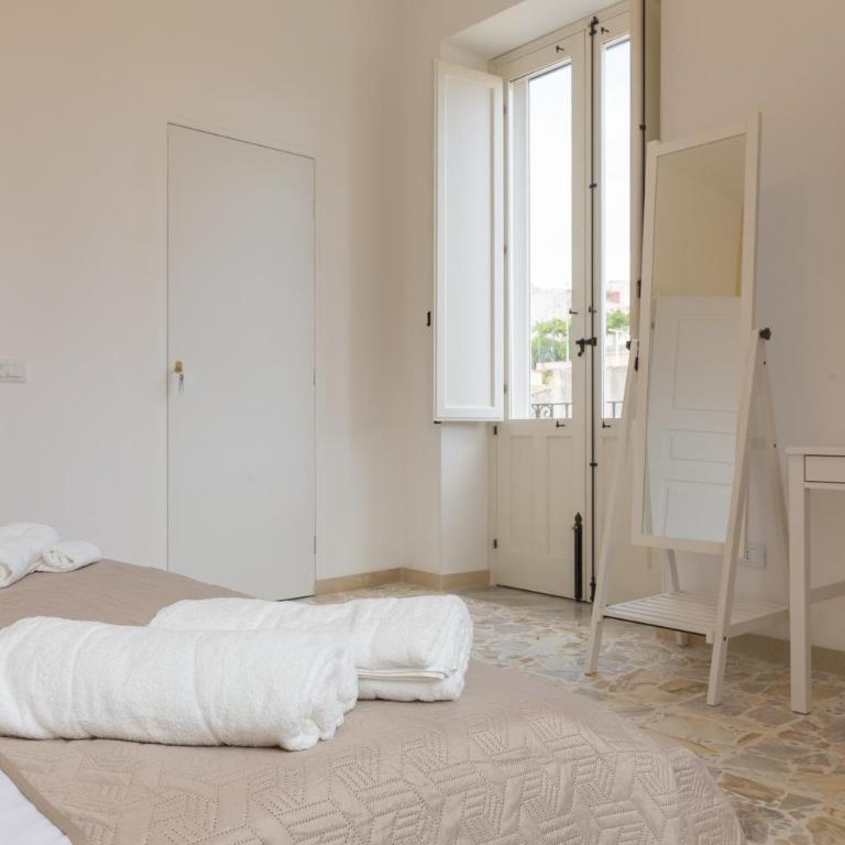 Al Corso Apartments - Camera King Deluxe - 9