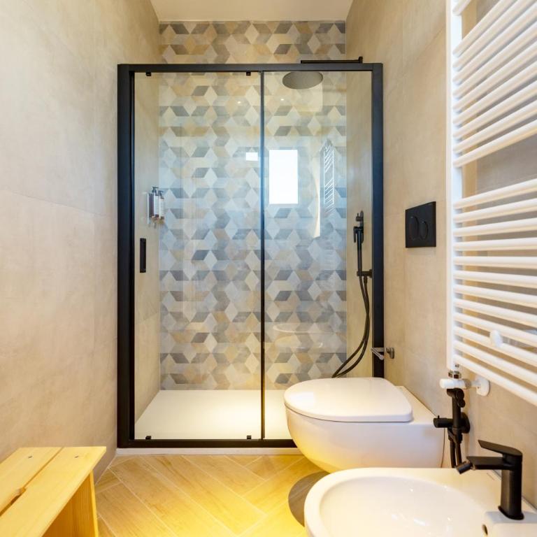 PDS ROOMS - Double Room with Private Bathroom - 4