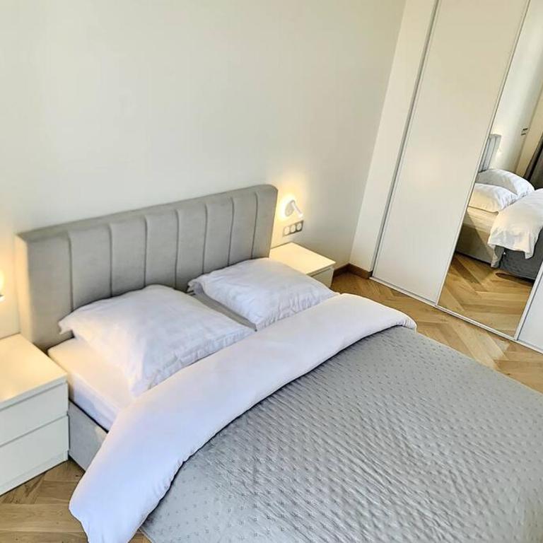 Bright, newly renovated apartment - Appartement 2 Chambres - 21