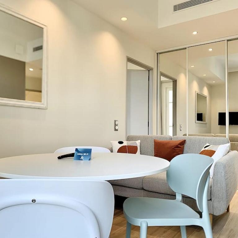 Bright, newly renovated apartment - Appartement 2 Chambres - 38