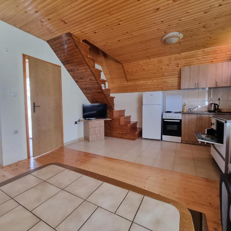 Bungalow in Mountain 2 - Vacation Home - 5