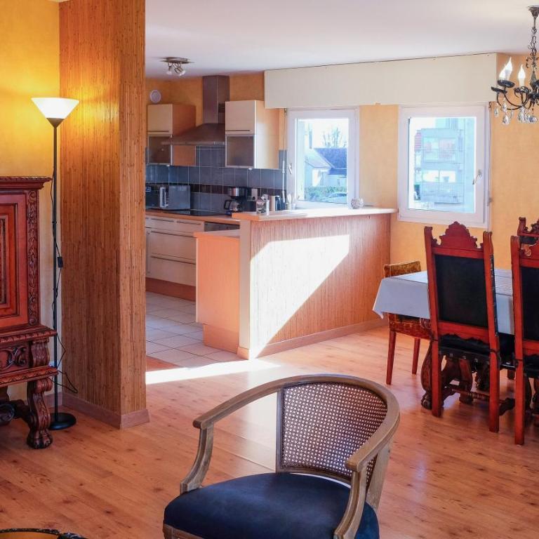 Appartement lumineux, 80m2, au calme, 10mn à pieds de la plage - Appartement 2 Chambres - 1