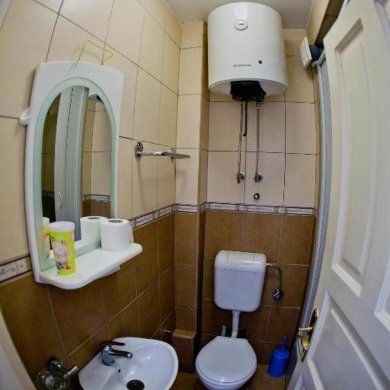 Apartments Bonus - Studio sa Balkonom - 4