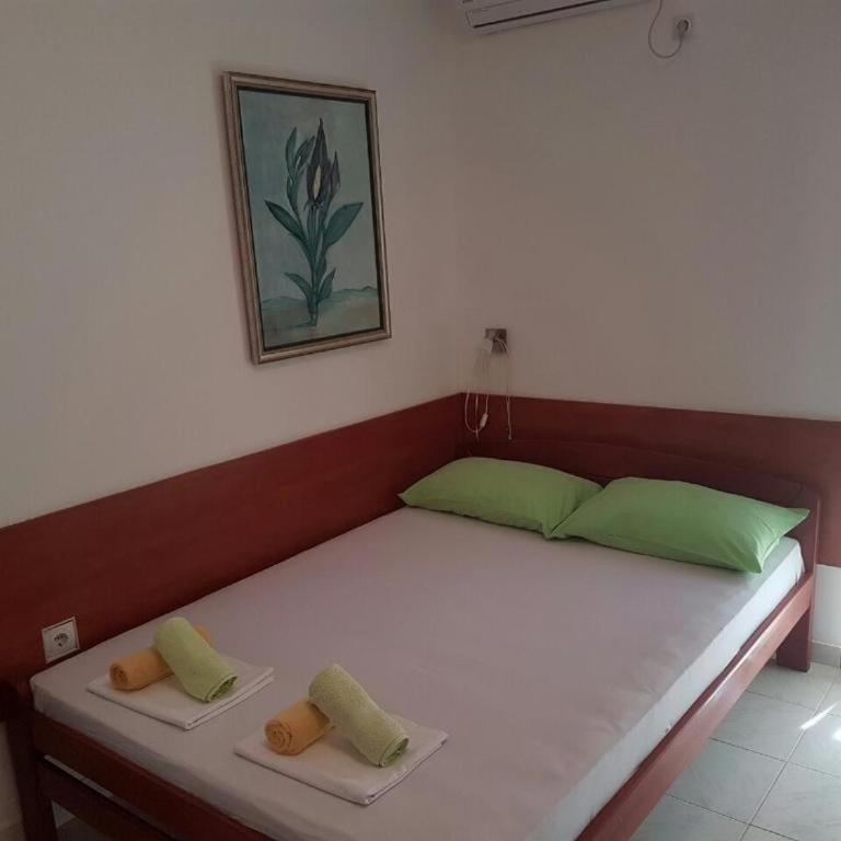 Apartments Bonus - Studio sa Balkonom - 8