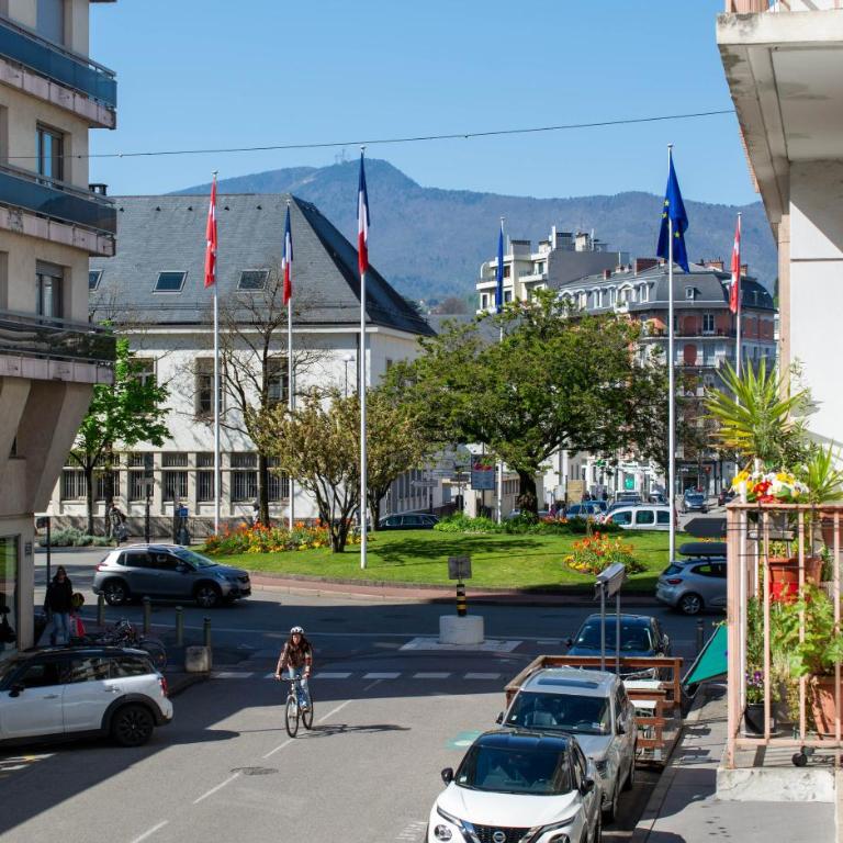 Appartement T3 gare de Chambéry centre ville - Two-Bedroom Apartment - 36