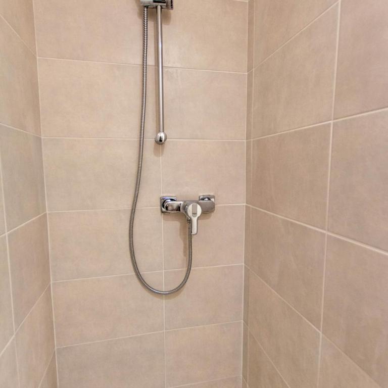 Appartement T3 gare de Chambéry centre ville - Two-Bedroom Apartment - 28