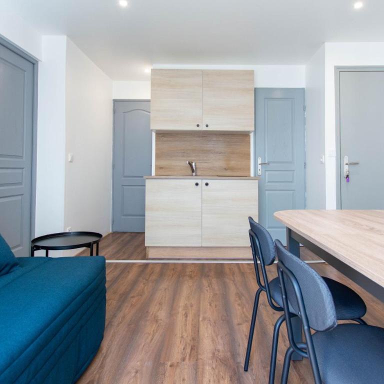 Appartement T3 gare de Chambéry centre ville - Two-Bedroom Apartment - 15