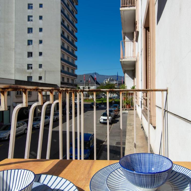 Appartement T3 gare de Chambéry centre ville - Two-Bedroom Apartment - 41
