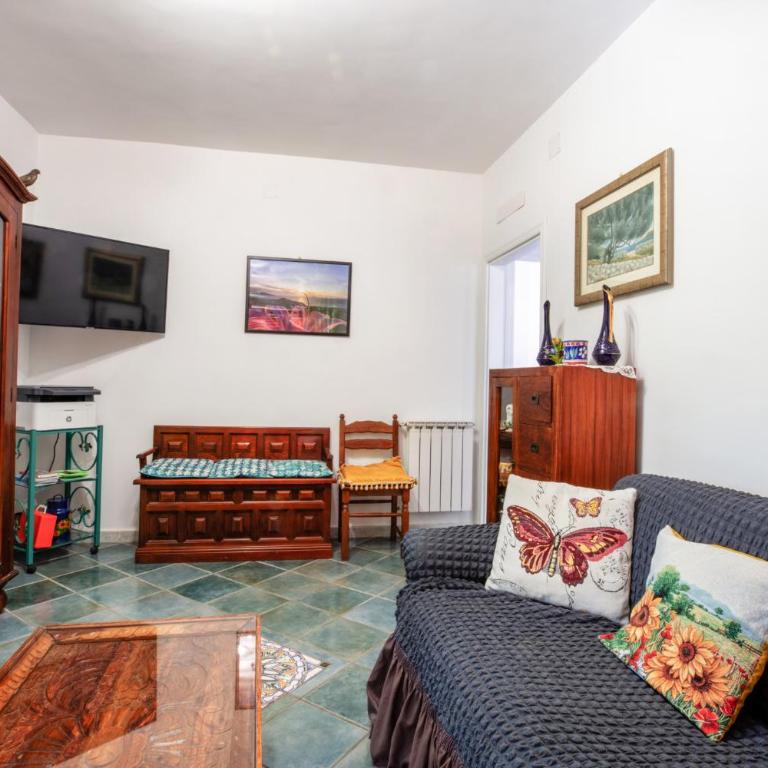 Raggio di Sole - Two-Bedroom House with Private Pool - 39