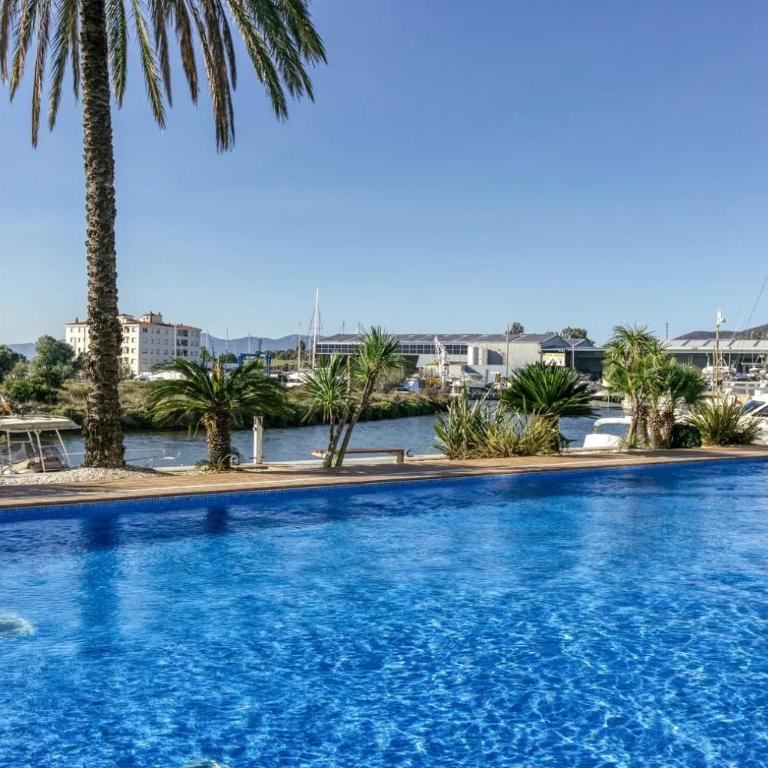 Apartament amb piscina i zona enjardinada - Appartamento con 2 Camere da Letto - 28