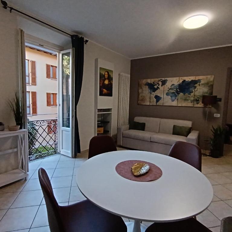 Bellagio center village - One-Bedroom Apartment - 1