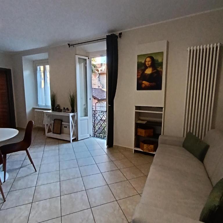 Bellagio center village - One-Bedroom Apartment - 2