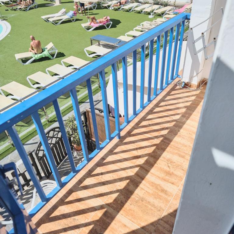 Delightful Bungalow Playmar: Comfort and Convenience in Maspalomas, Steps Away from Shopping Centers and Beaches - Apartamento de 1 dormitorio - 21