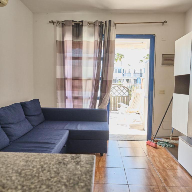 Delightful Bungalow Playmar: Comfort and Convenience in Maspalomas, Steps Away from Shopping Centers and Beaches - Apartamento de 1 dormitorio - 13