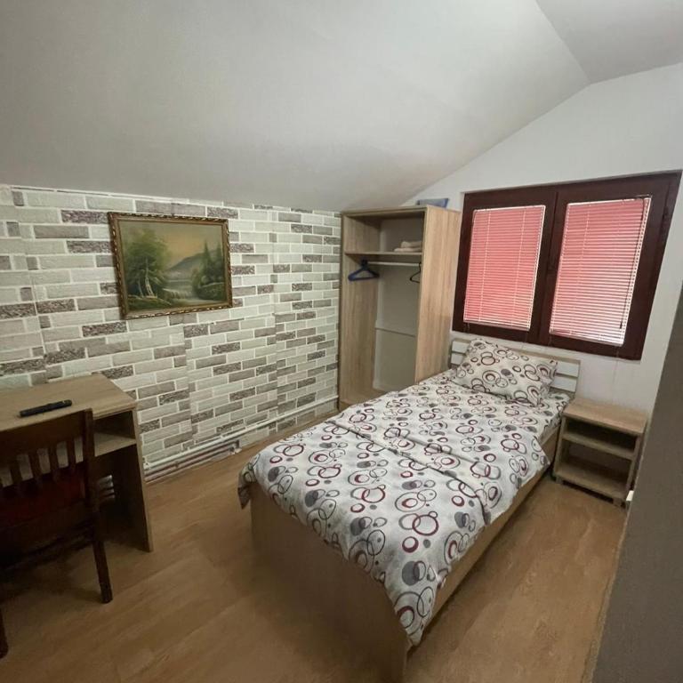 Marko Konak - Classic Triple Room - 6