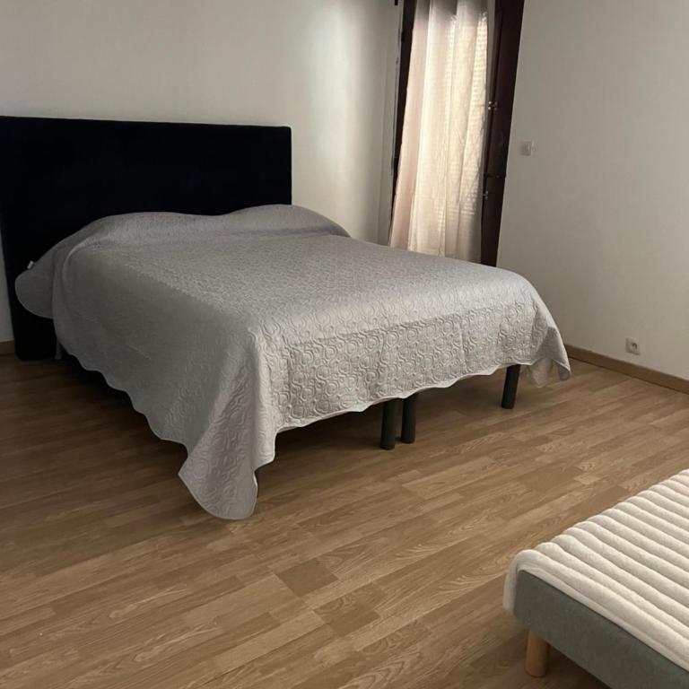 Bas de villa avec piscine - Appartement 2 Chambres - 2