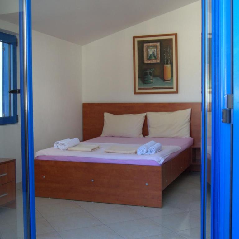 Glory Suites - One-Bedroom Apartment - 6