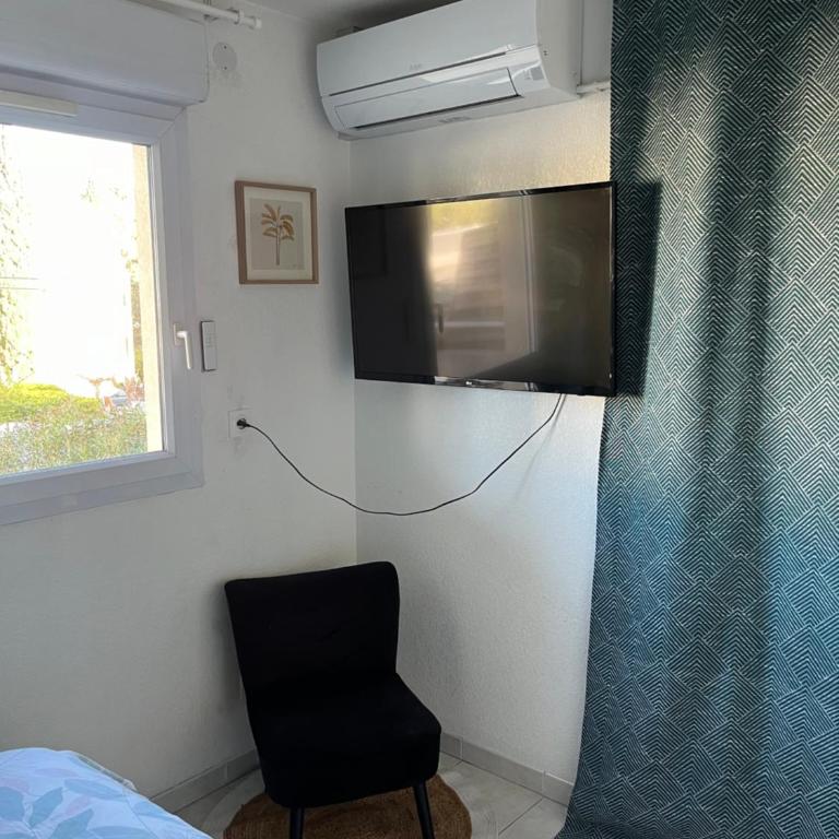 Joli T2/ Tram/ Clim/ Parking/ Wifi/ Piscine - Appartement 1 Chambre - 26